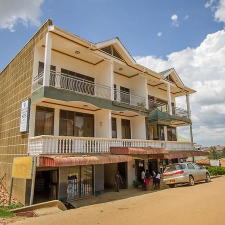 Grand Holiday International Hotel Mbarara ภายนอก รูปภาพ